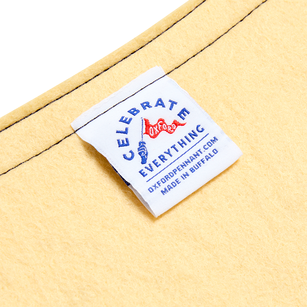 Aerosmith x Oxford Pennant - Dream On Pennant Detail 3